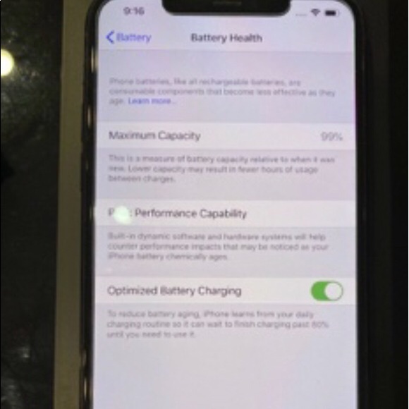 iPhone 11 pro max - Picture 3 of 4